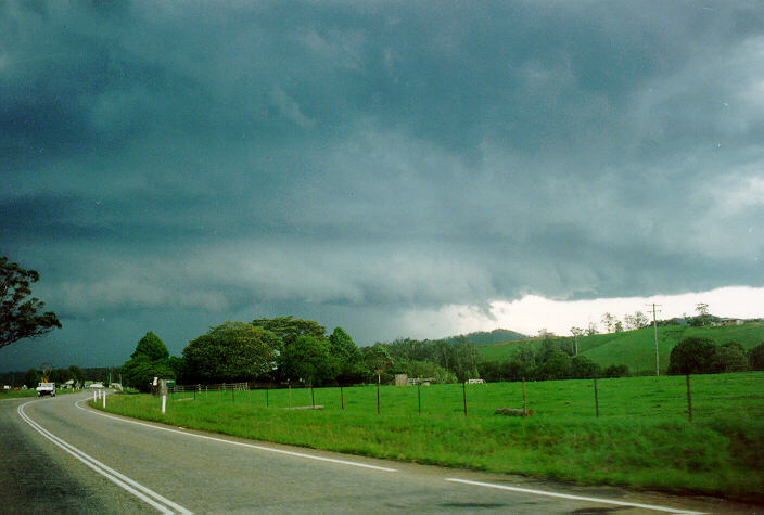 cumulonimbus thunderstorm_base : Warrell Creek, NSW   4 January 1992