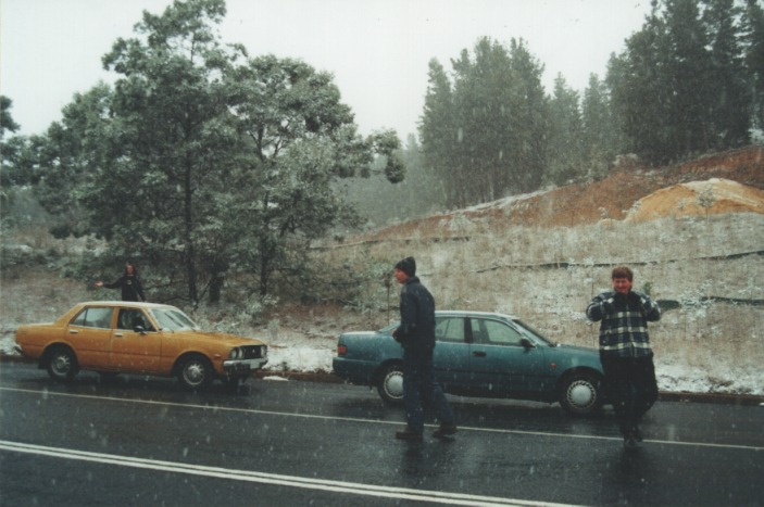 snow snow_pictures : Cherry Tree Hill, NSW   27 July 2000
