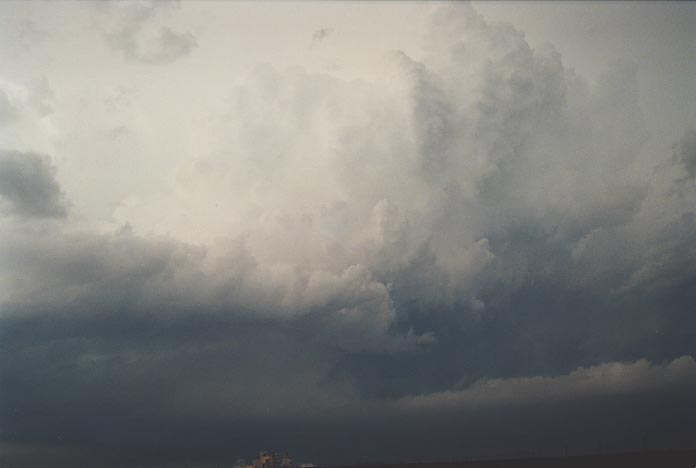 wallcloud thunderstorm_wall_cloud : Amarillo, Texas, USA   29 May 2001