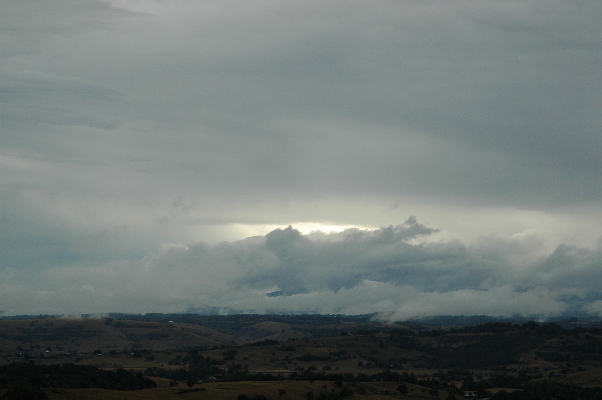 nimbostratus nimbostratus_cloud : McLeans Ridges, NSW   9 September 2004
