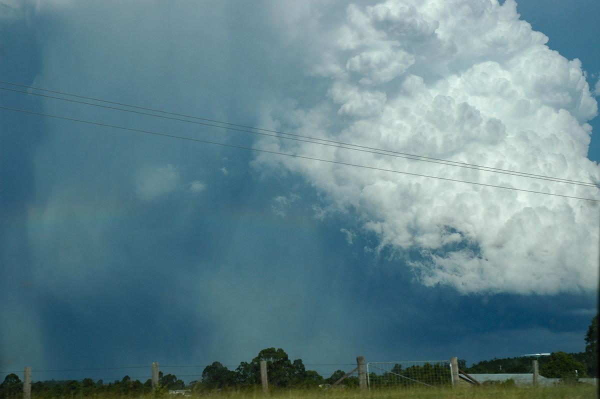rainbow rainbow_pictures : NW of Brisbane, QLD   26 December 2005