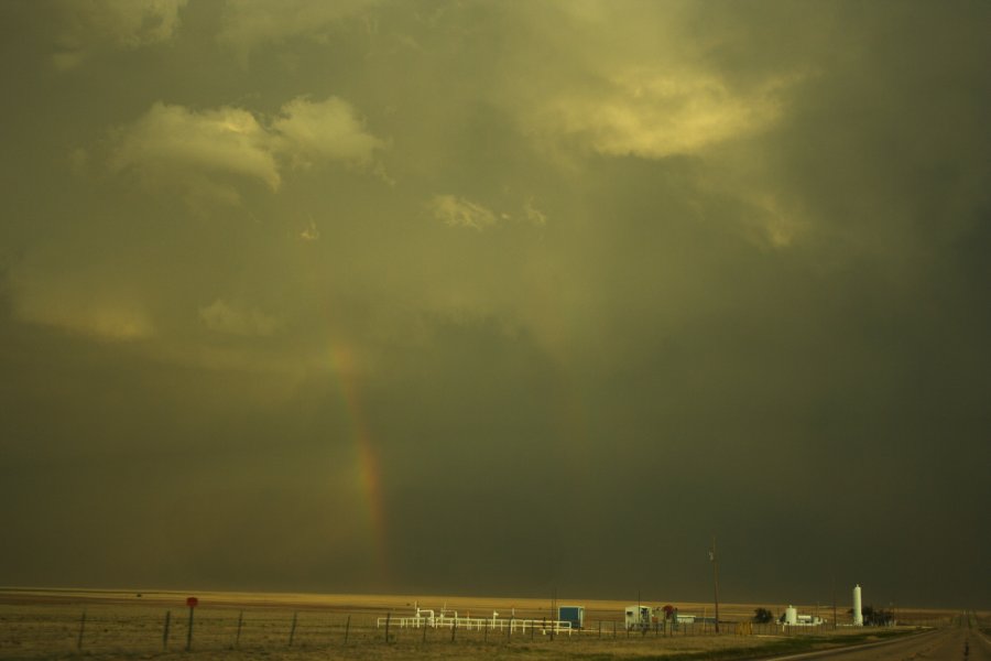 rainbow rainbow_pictures : N of Stinnett, Texas, USA   21 May 2006