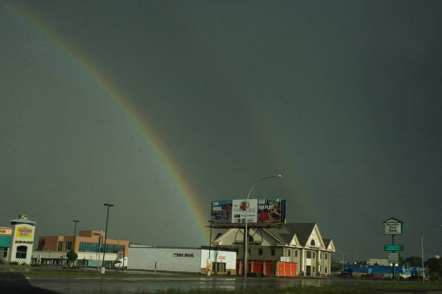rainbow rainbow_pictures : Bismark, North Dakota, USA   27 May 2006