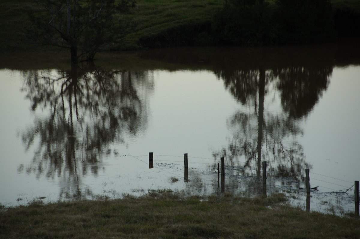 flashflooding flood_pictures : Eltham, NSW   3 June 2008