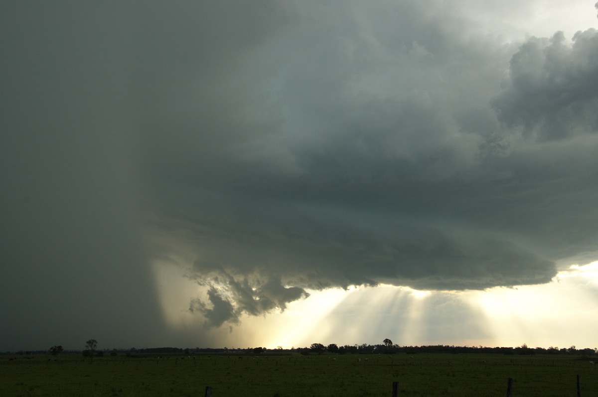 cumulonimbus supercell_thunderstorm : McKees Hill, NSW   10 December 2008