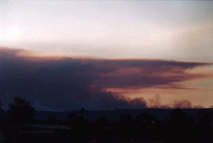 bushfire wild_fire : Richmond, NSW   22 September 2001