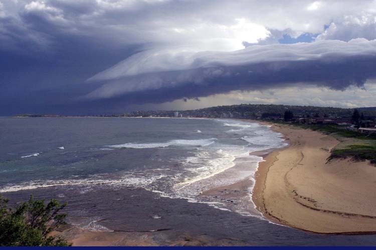 contributions received : Narrabeen, NSW<BR>Photo by John Grainger   8 February 2002