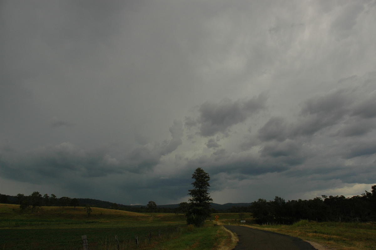 thunderstorm cumulonimbus_incus : Tabulam, NSW   22 January 2005
