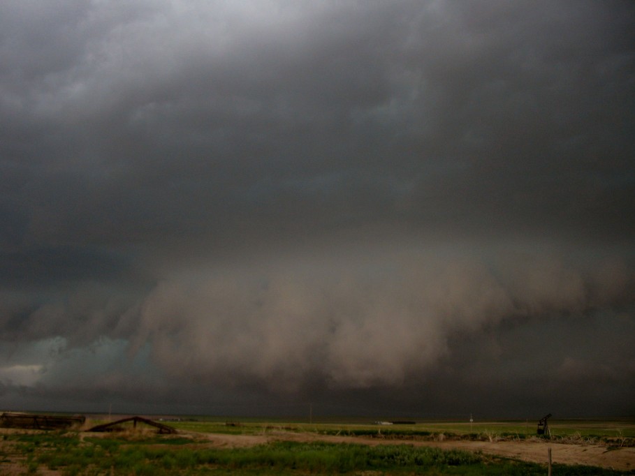 cumulonimbus supercell_thunderstorm : near Lindon, Colorado, USA   2 June 2005