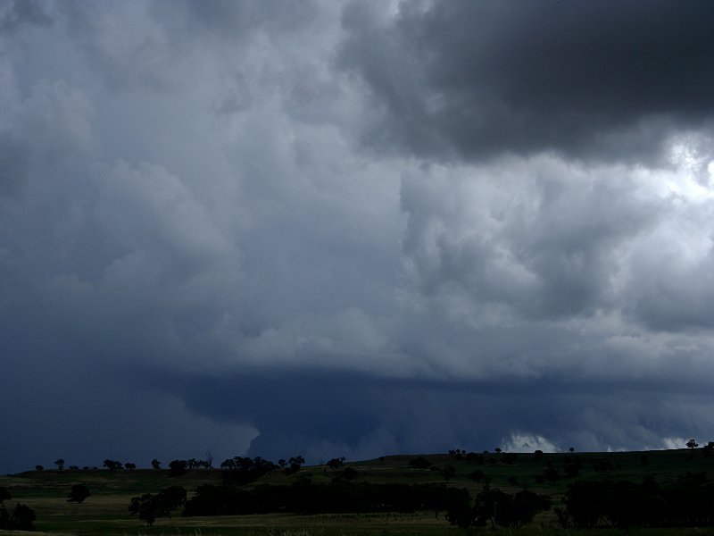 cumulonimbus thunderstorm_base : S of Coonabarabran, NSW   25 November 2005
