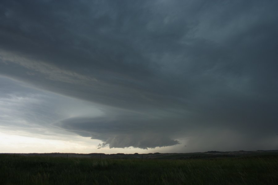 cumulonimbus supercell_thunderstorm : E of Billings, Montana, USA   8 June 2006