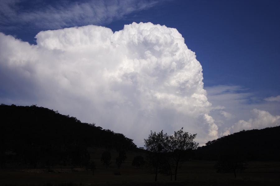 thunderstorm cumulonimbus_incus : near Ilford, NSW   3 February 2007