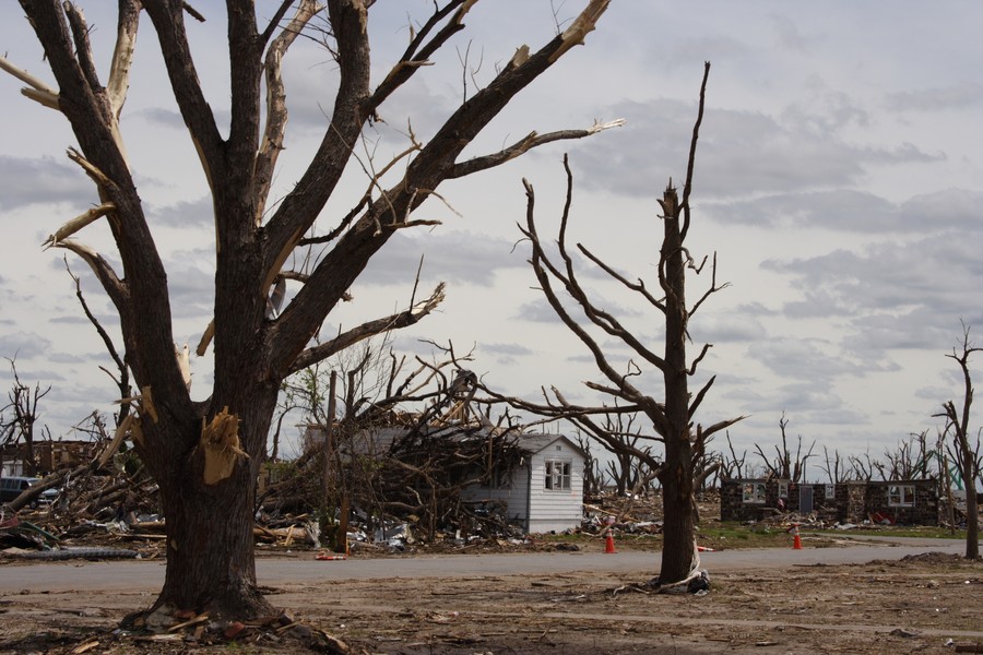 disasters storm_damage : Greensburg, Kansas, USA   25 May 2007